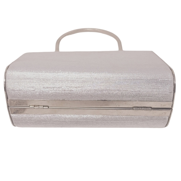 Unbranded | Small Vintage Silver Top Handle Clutch or Shoulder Bag (One Size) - Picture 7 of 9